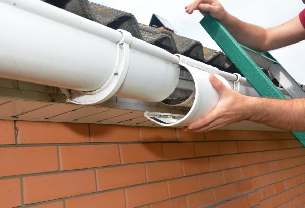 Gutter Seam Repair in Naples