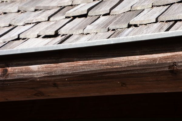 Cost of Wood Gutter Service in Naples