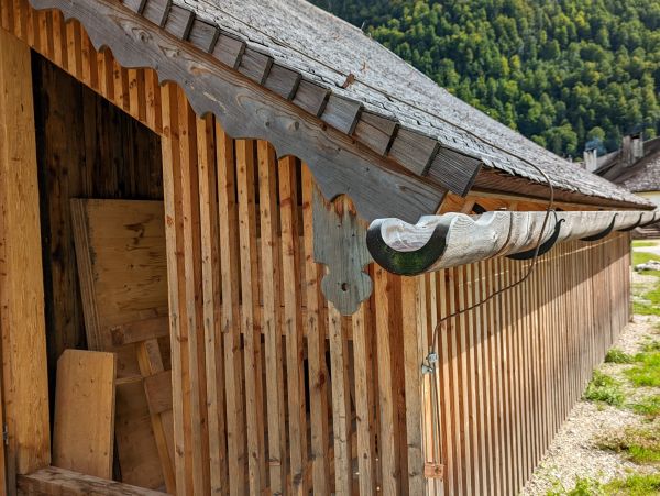 Cost of Wood Gutter Repair in Naples