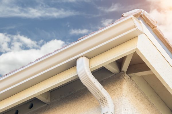 Cost of Seamless Gutter Replacement in Naples