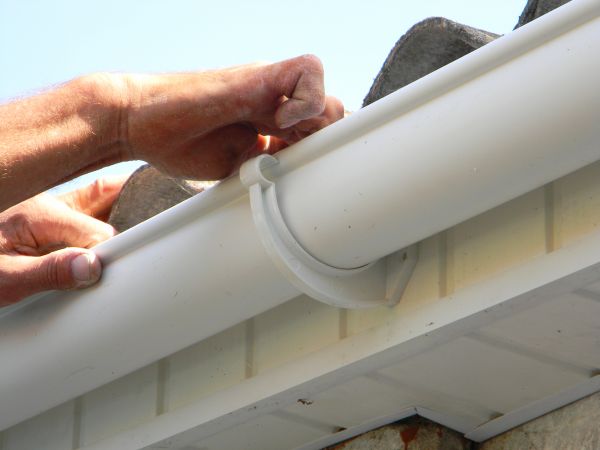 Cost of Plastic Gutter Repair in Naples